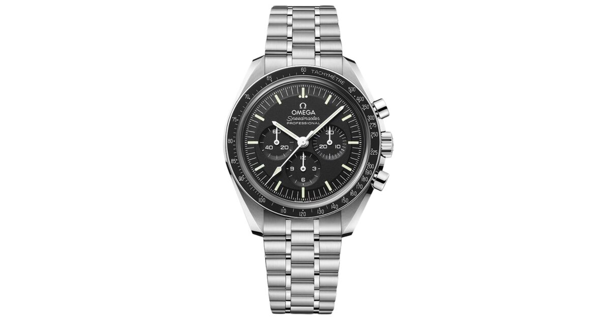 Model photo — Omega Speedmaster Moonwatch Professional 310.30.42.50.01.002